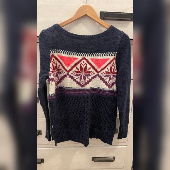 American Eagle Outfitters Sweater - Picture 2 of 3